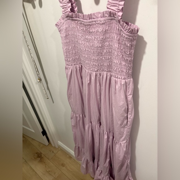 A&F Smocked Bodice Easy Maxi Dress - Picture 8 of 11